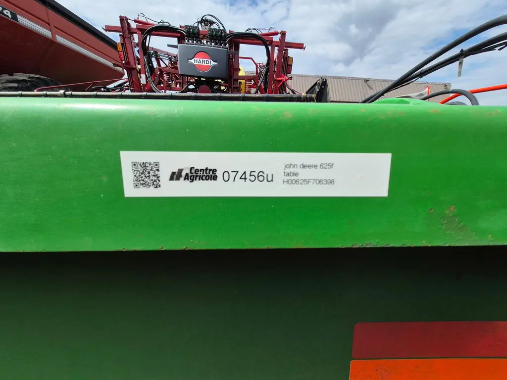 2004 John Deere 625F
