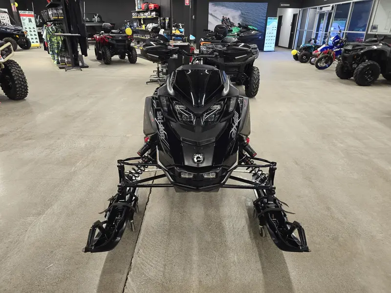 2025 Ski-Doo Backcountry xrs 850 thumbnail 3