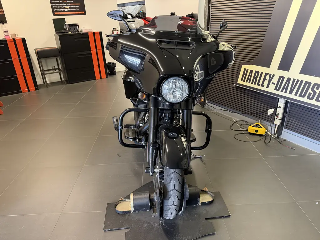 2019 Harley-Davidson FLHXS Street Glide SpecialFLHXS