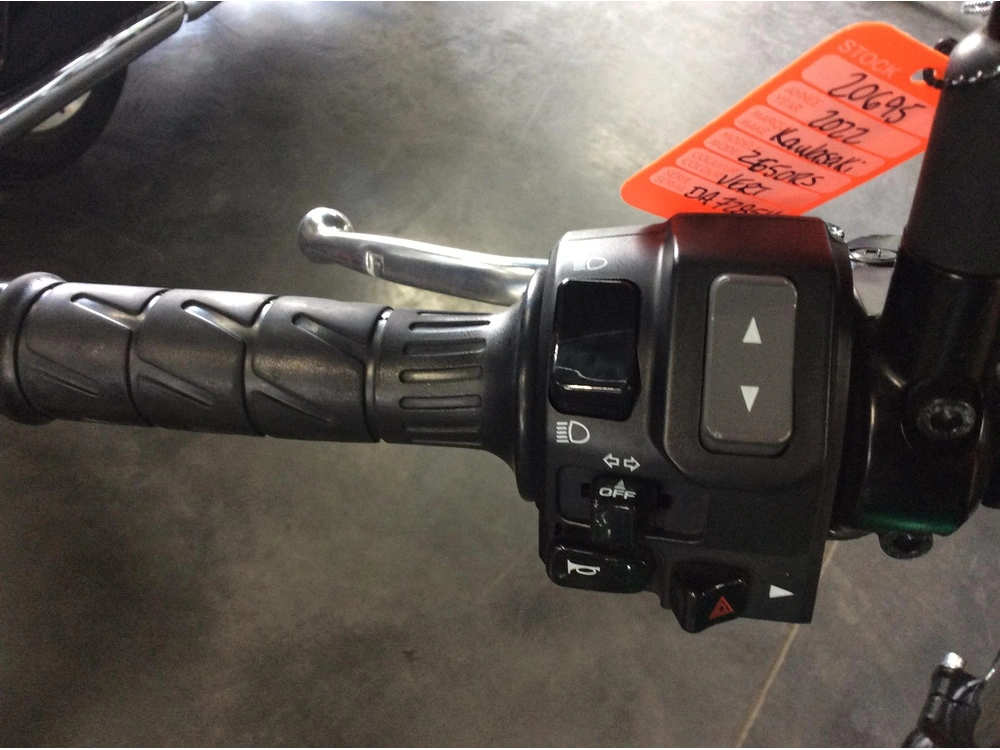 Kawasaki Z650 Rs Abs Er650mnfbn 2022 alt