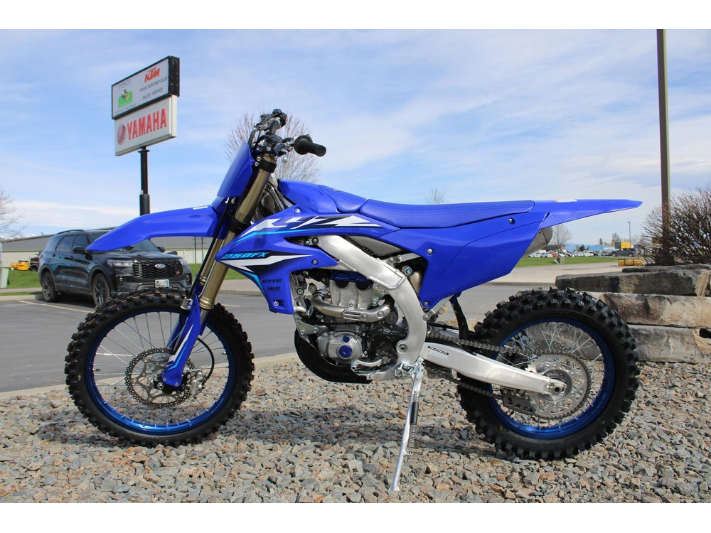 2026 Yamaha Yz250fx alt