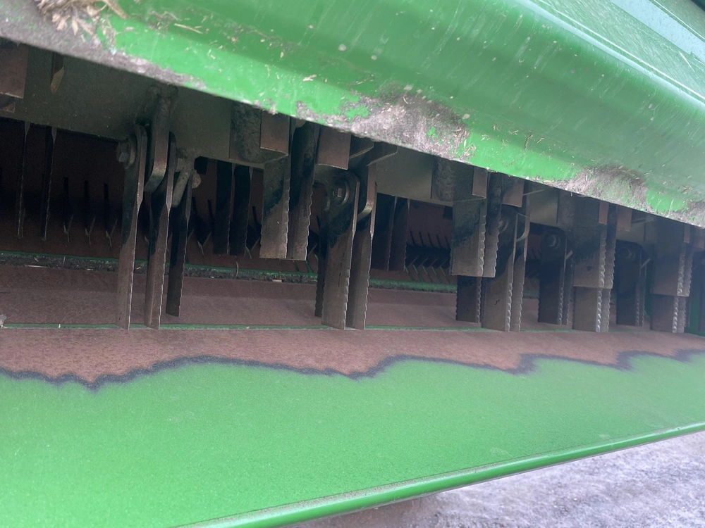 2023 John Deere T670 alt