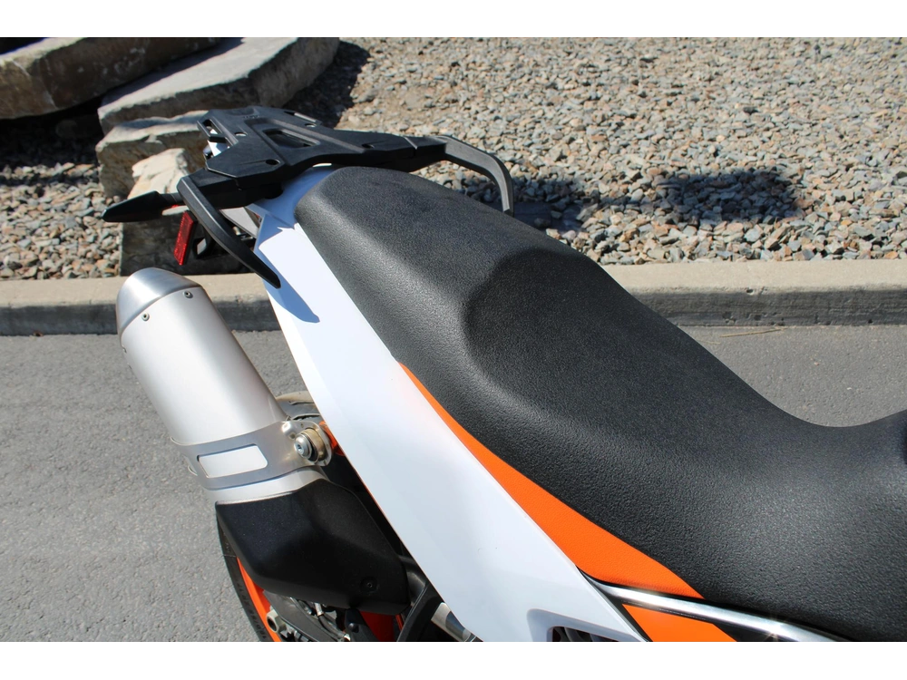 2024 Ktm 890 Smt alt