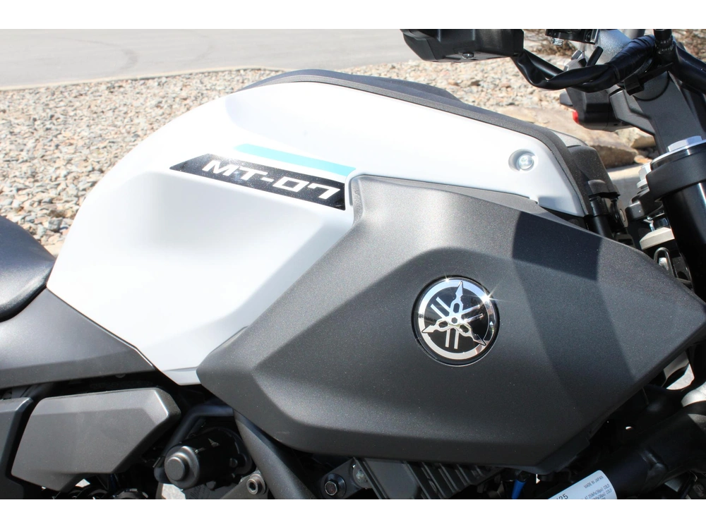 2026 Yamaha Mt-07 alt