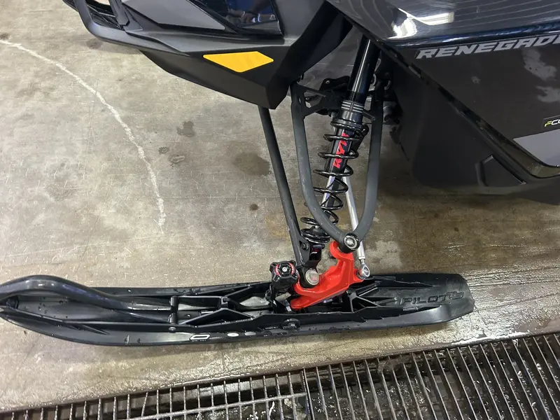 Ski-Doo Renegade X 850 Etec 2020