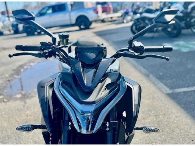 Cfmoto 675nk 2026 alt