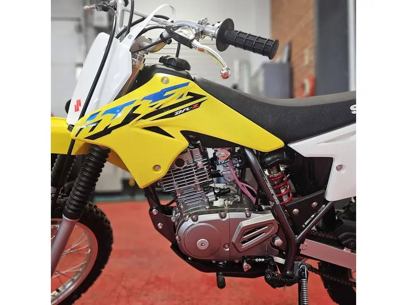 2025 Suzuki DR-Z 125 thumbnail 11