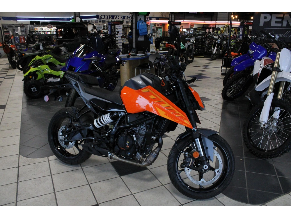 2024 Ktm 250 Duke Orange B.d. alt