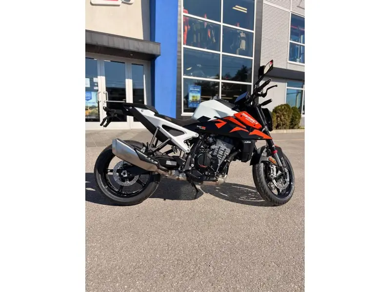 Ktm 990 Duke 2027 alt