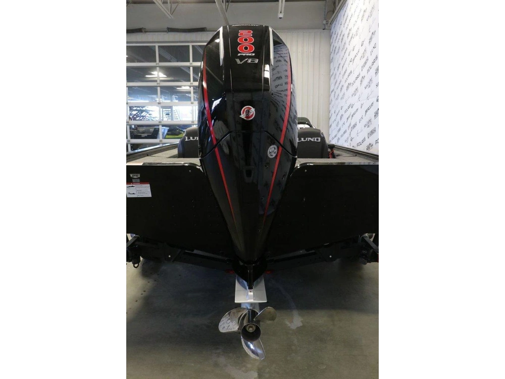 2026 Lund 1875 Pro-v Bass Xs + Mercury 200xl Pro Xs alt