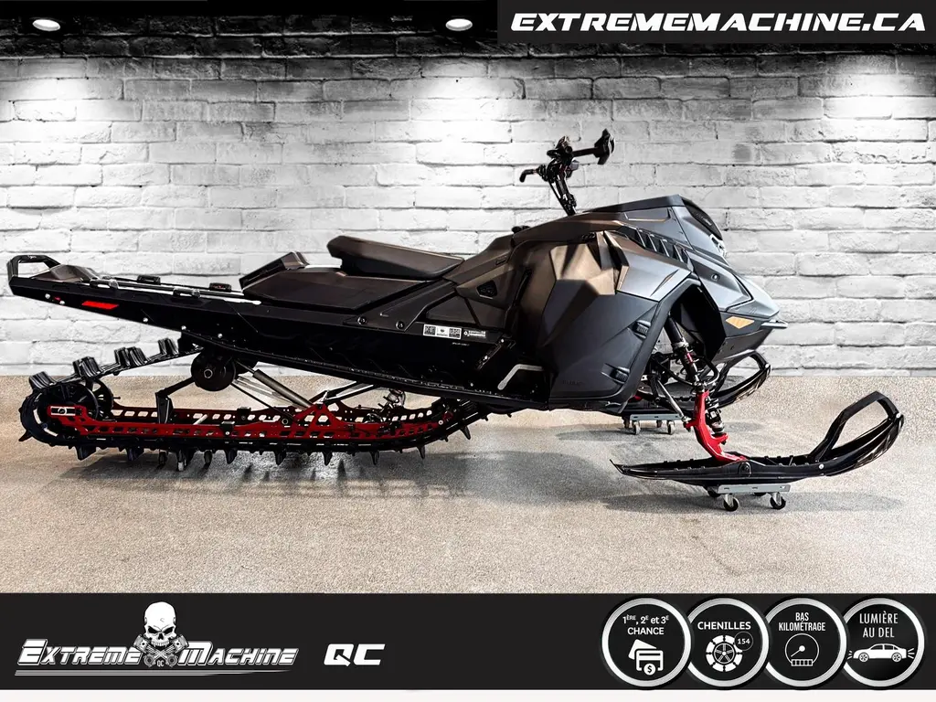 SKIDOO SUMMIT EDGE 154 2025 - SEULEMENT 88KM!!!