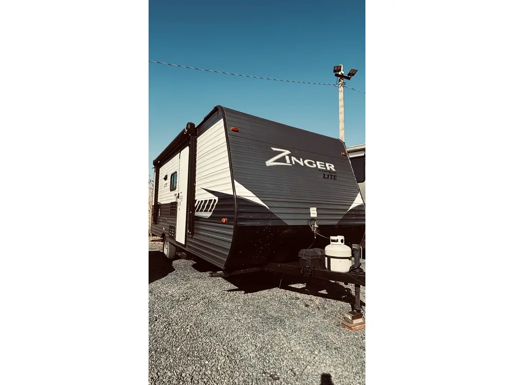 Crossroads ZINGER LI...