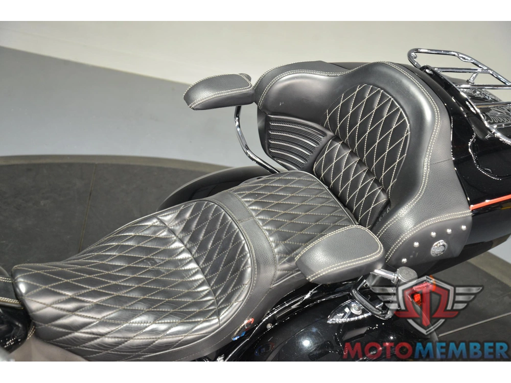 2017 Indian Motorcycle Roadmaster alt