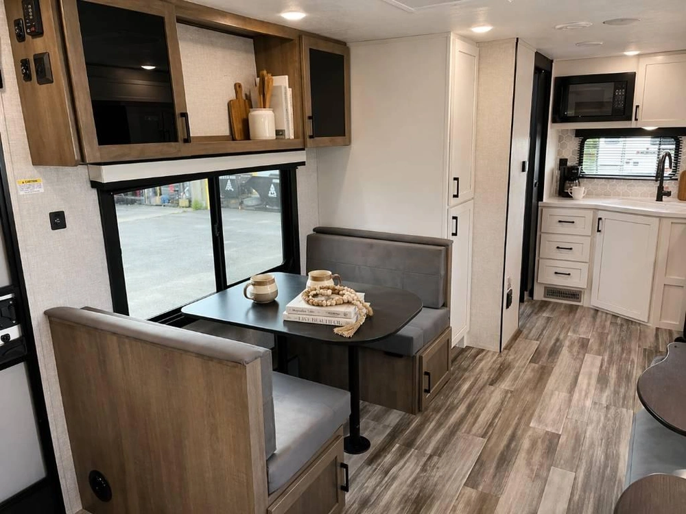 Jayco Jay Flight 225mls 2025 alt