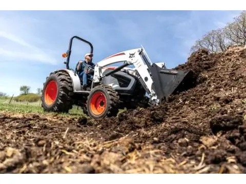 Bobcat Tracteur CT4050 HST Loader et bucket inclus 2025