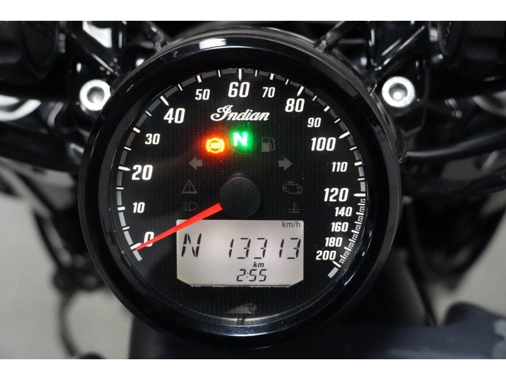 Indian Motorcycle Scout Bobber Twenty 2021 alt