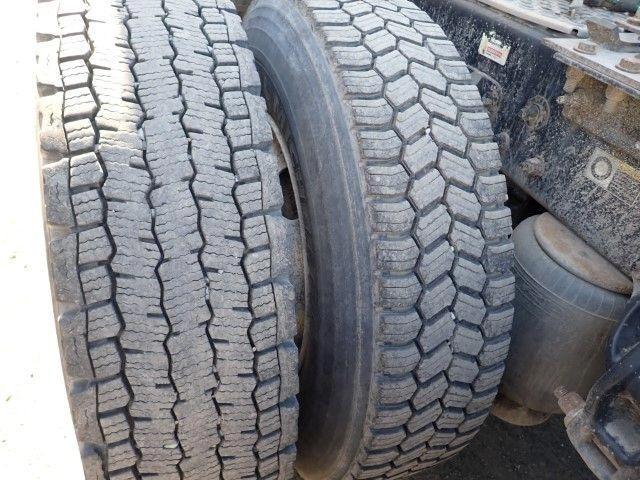 Kenworth T660 2014