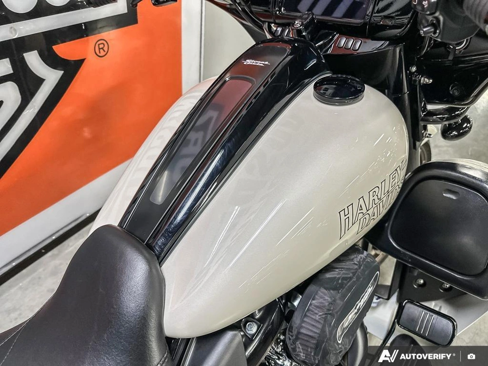 2023 Harley-davidson Flhxst alt