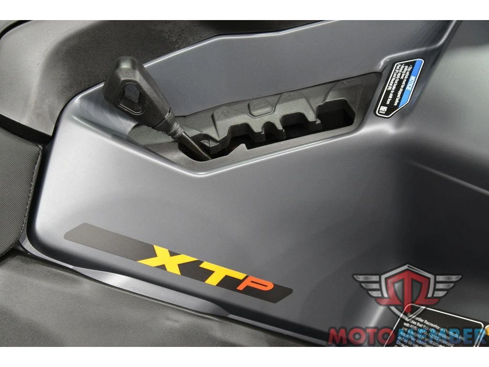 2026 Can-am Outlander Max Xt-p 1000r Mineral Grey & Orange Crush alt