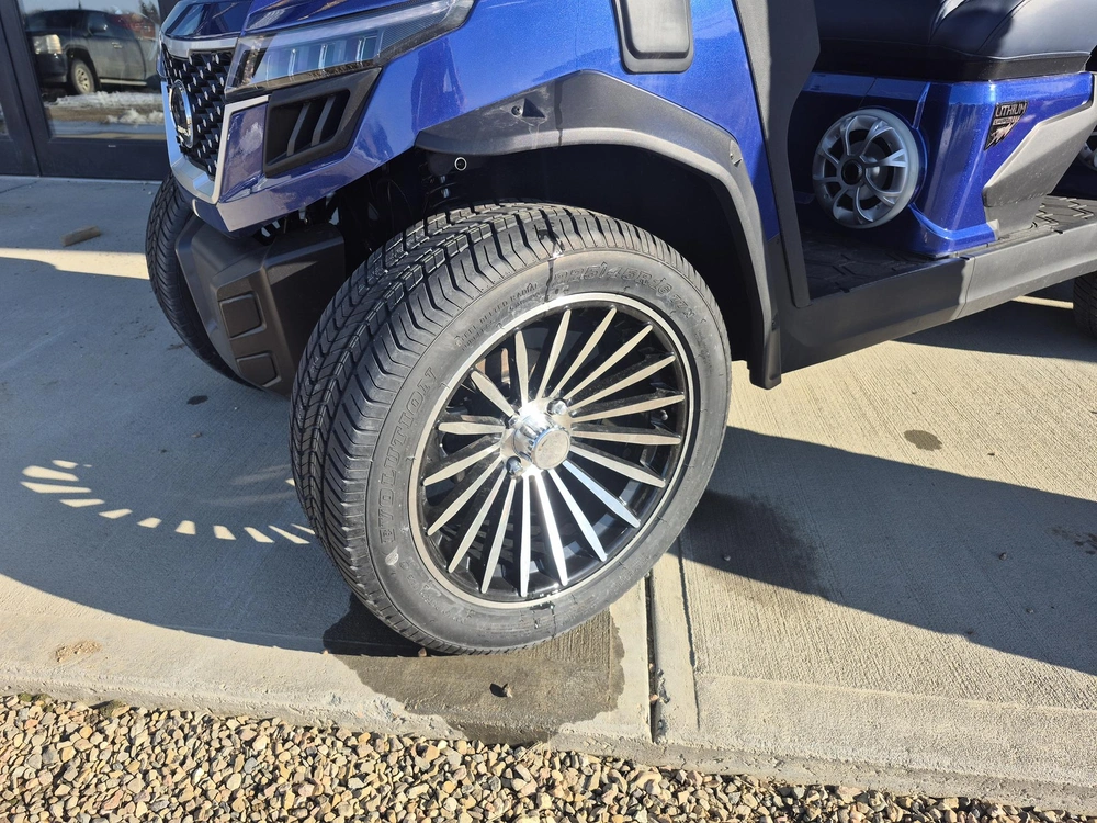 2026 Hdk D-max Gt4 Blue Port W) Ocean Wave Seats alt