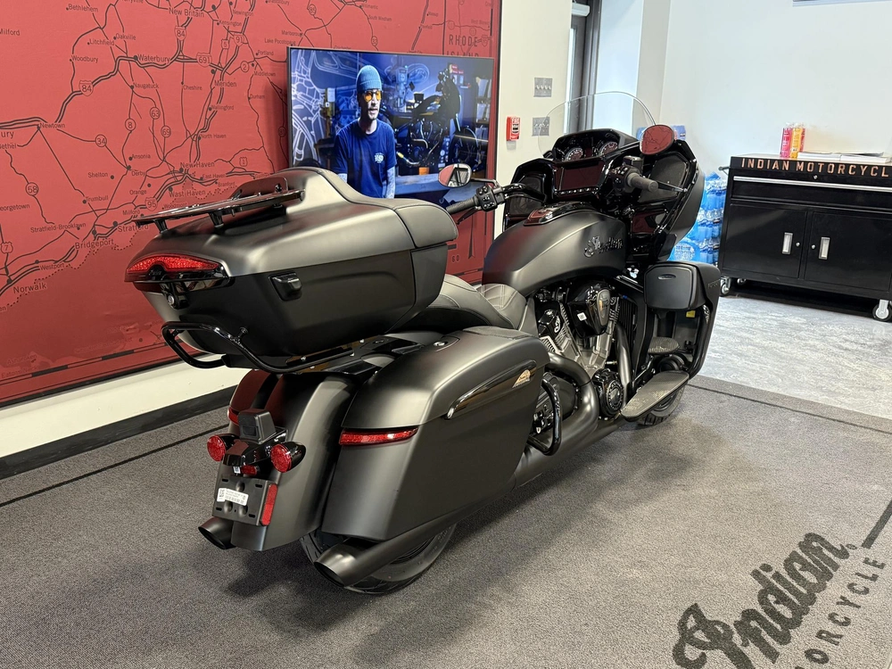 2026 Indian Motorcycle Pursuit Dark Horse 112, Black Smoke, 49st Dark Horse® With Powerband Audio Package alt