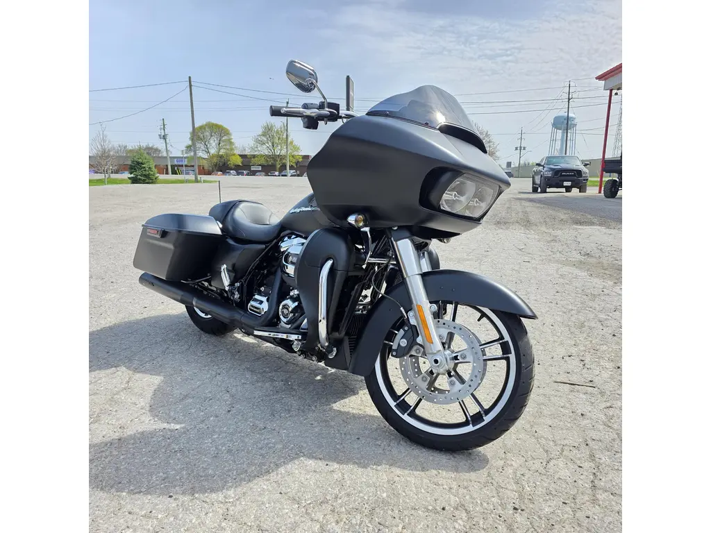 2017 Harley-Davidson FLTRXS Road Glide Special