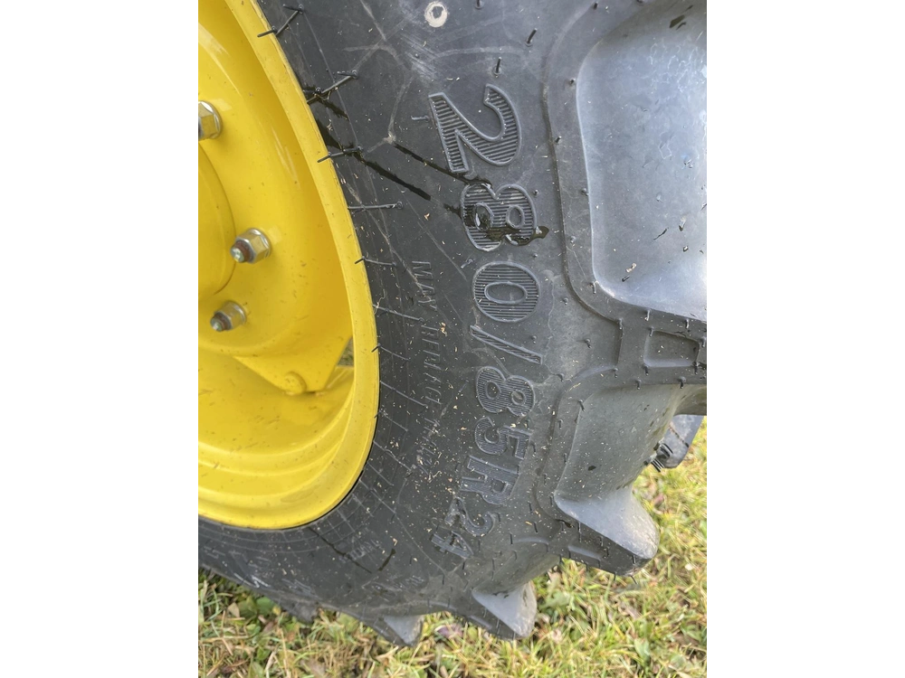 John Deere 5075e 2023 alt