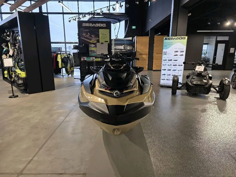 2025 Sea-Doo RXT-X 325 S/S 2025 thumbnail 3