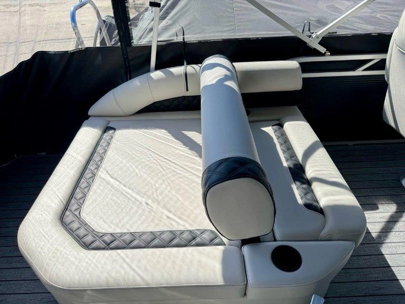 2026 Armada Drakkar 23 Swing Back alt