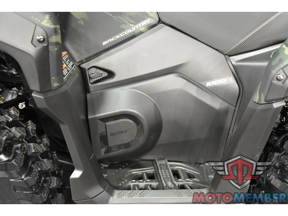 2026 Can-am Outlander Backcountry 1000r Multicam Dark Camo alt
