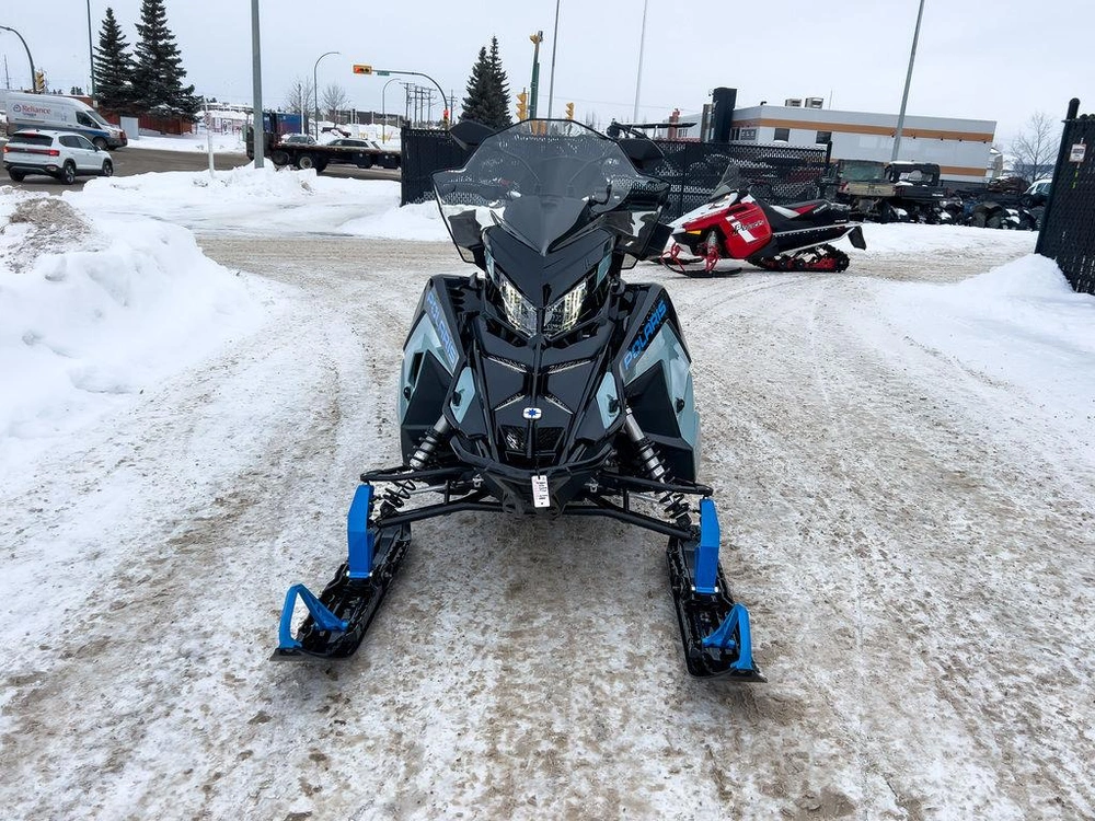 2026 Polaris 850 Titan Adventure Ultimate 1.8 alt