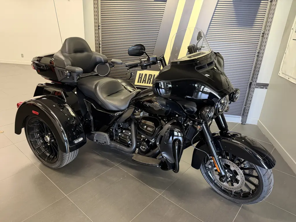 Harley-Davidson FLHTCUTG Tri Glide UltraFLHTCUTG 2025