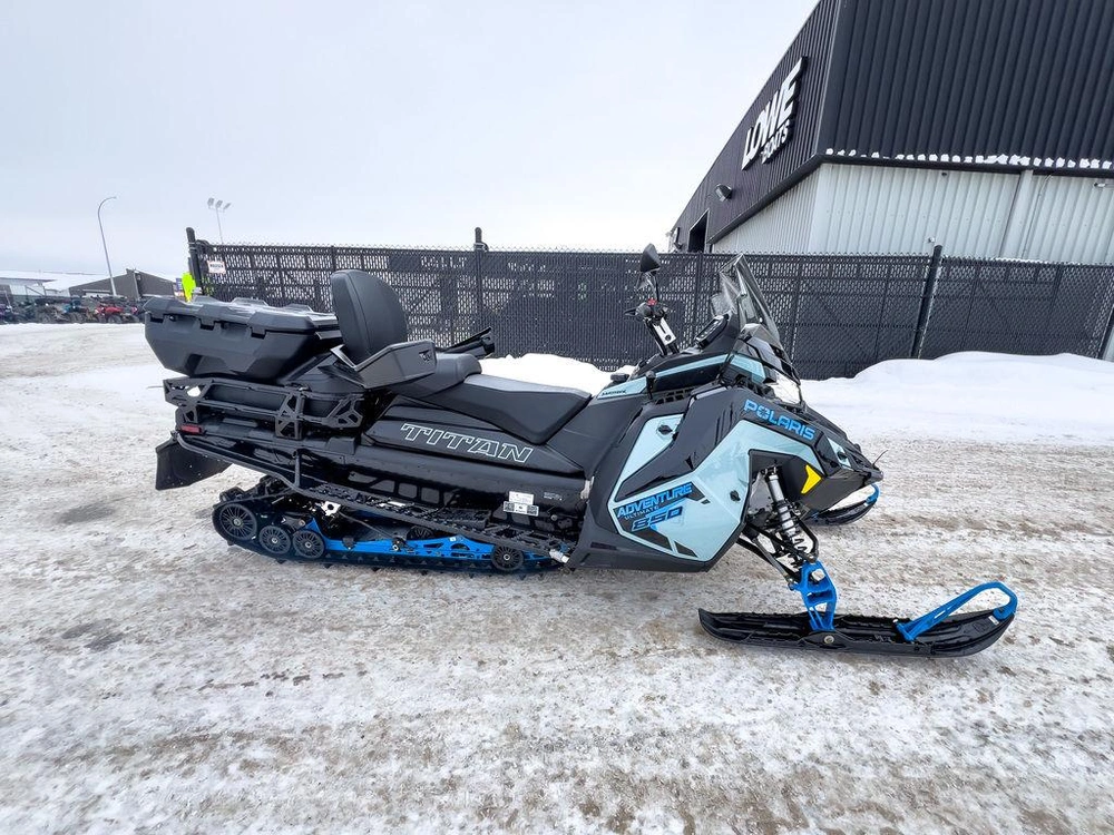 2026 Polaris 850 Titan Adventure Ultimate 1.8 alt