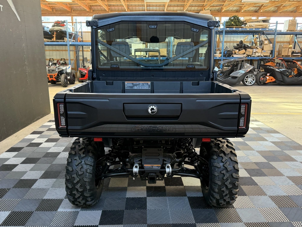 2026 Can-am Ssv Def Xtcab 65 Hd11 Bk 26 Xt Cab Hd11 alt