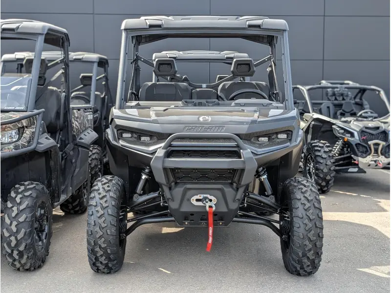 2026 Can-Am Defender XT HD11 thumbnail 3