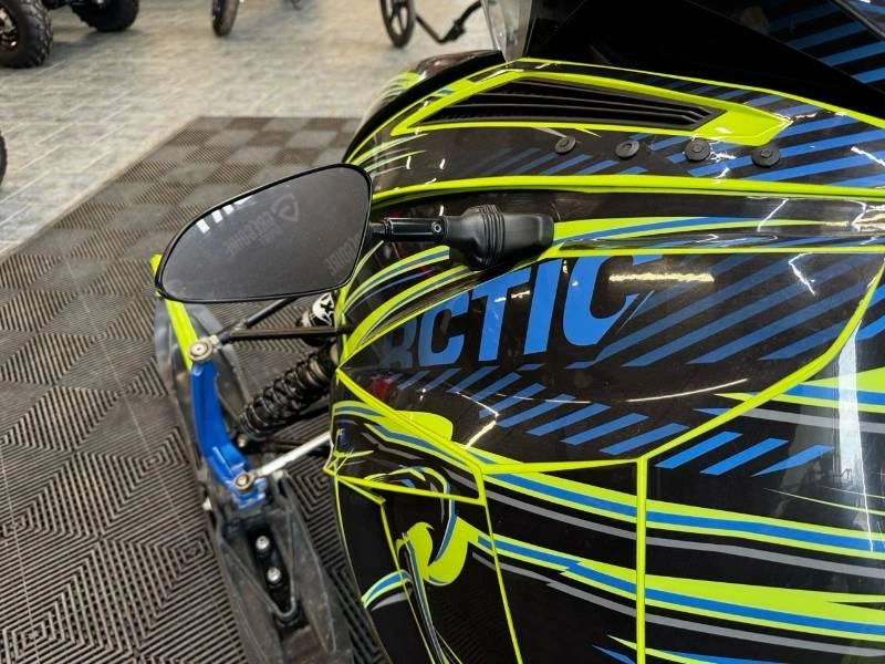 Arctic Cat Riot 8000 Qs3 146 2020 alt