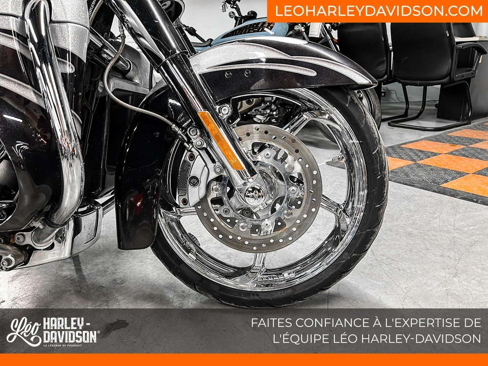 Harley-davidson Flhxse Cvo Street Glide 2015 alt