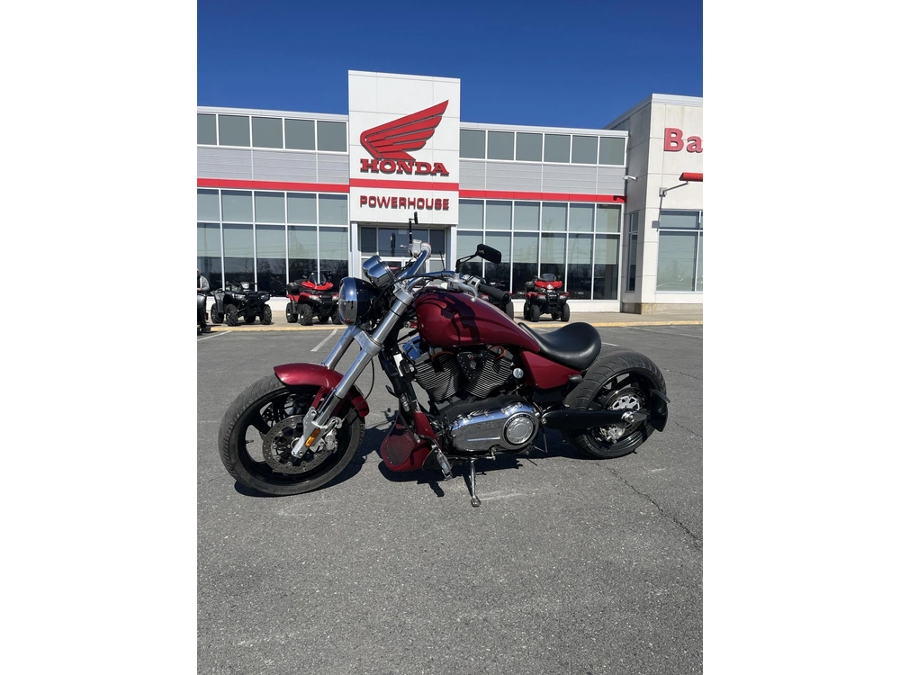Victory Motorcycles Hammer 2005 alt