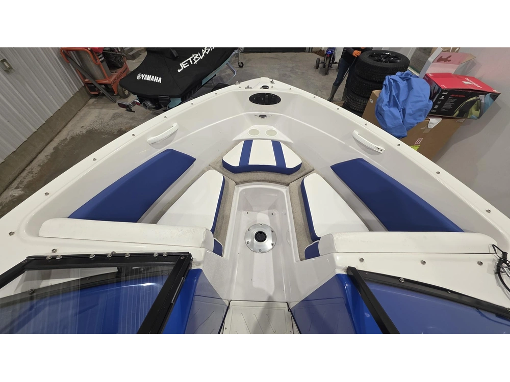 2013 Glastron Gt 185 Fish & Ski alt