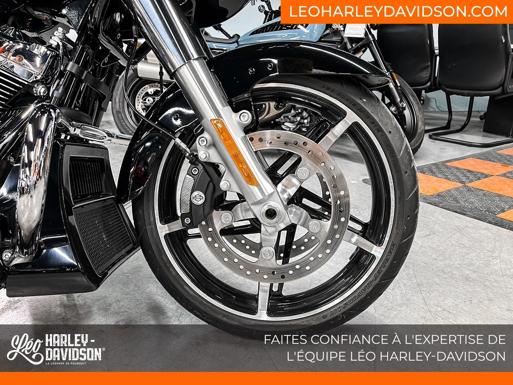 Harley-davidson Fltrx Road Glide 2024 alt