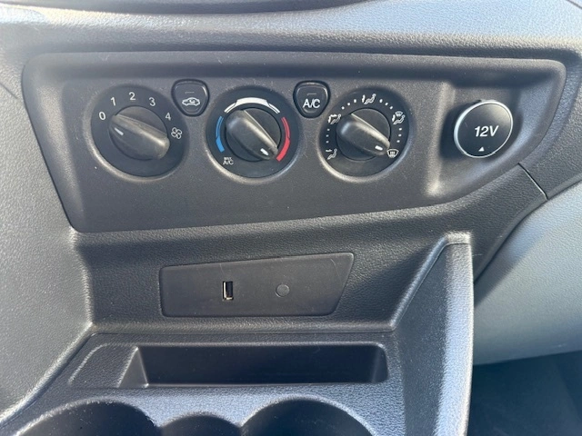 2018 Ford Transit T-150 Cargo Van alt