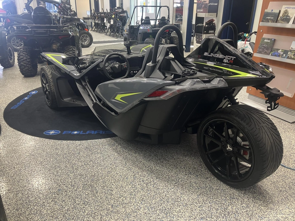 2023 Polaris Slingshot Slr alt