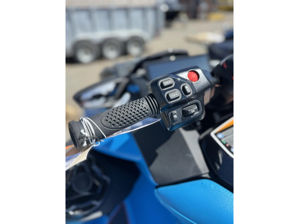 2026 Sea-doo Rxp X 325 W/audio & Ibr