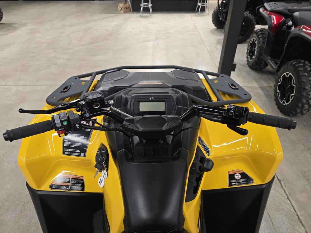 2024 Brp Outlander Xt 700 alt