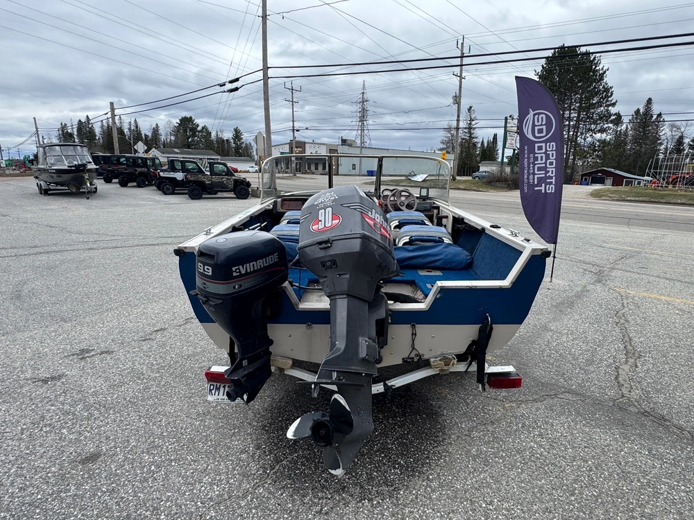Crestliner Super Hawk 1600 1999 alt