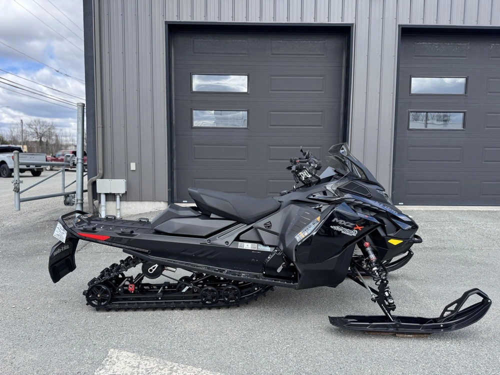 Ski-doo Mxz X 600r 137'' 2026 alt