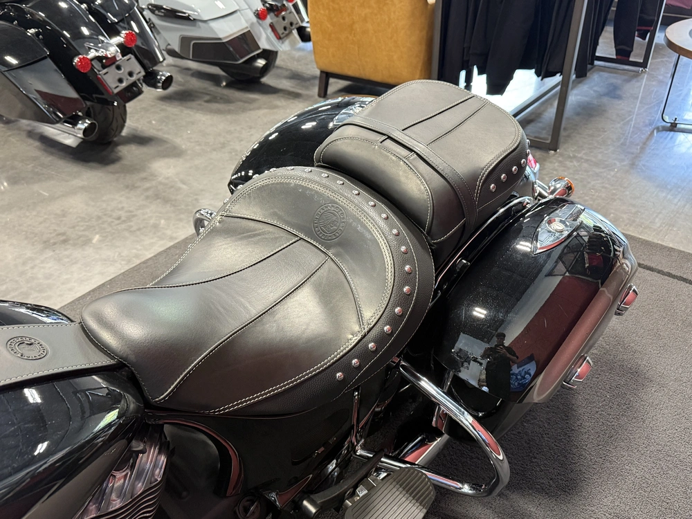 2025 Polaris Springfield, Heavy Metal/black Metallc, 49s Base alt