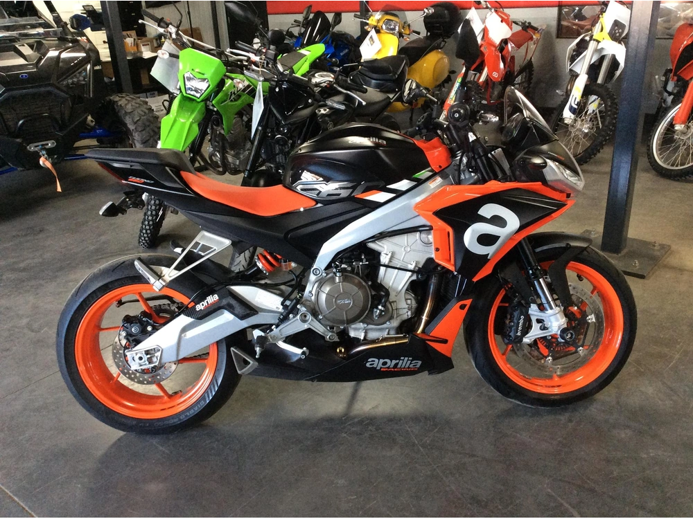 2021 Aprilia Tuono 660 alt
