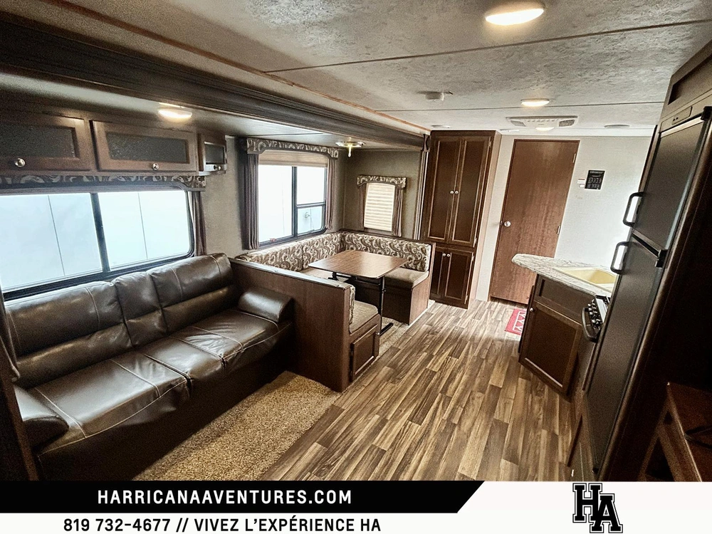 2017 Other Keystone Hideout 28bhs alt
