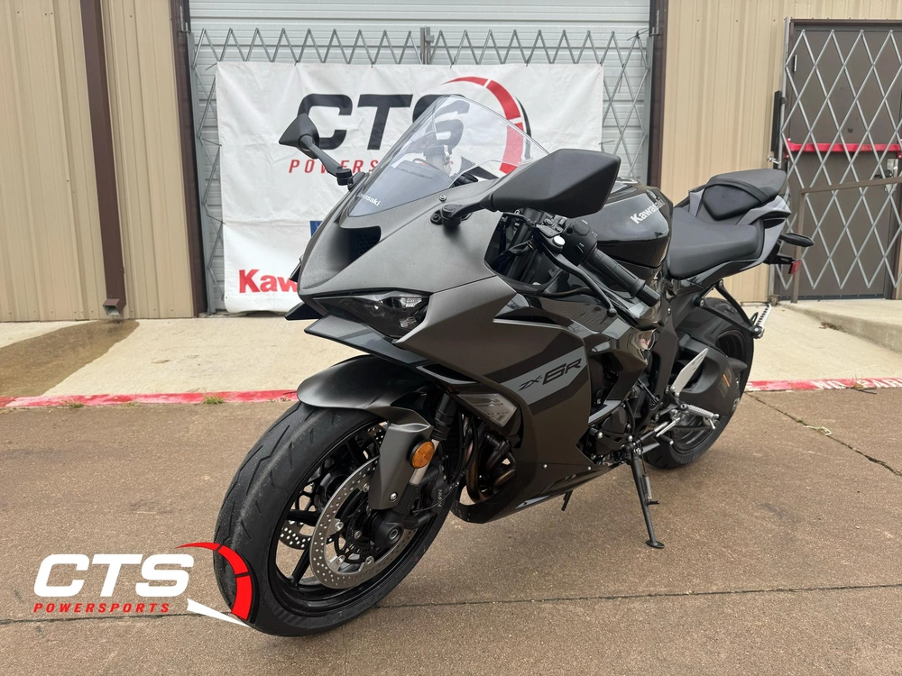 2026 Kawasaki Ninja® Zx™-6r Base alt